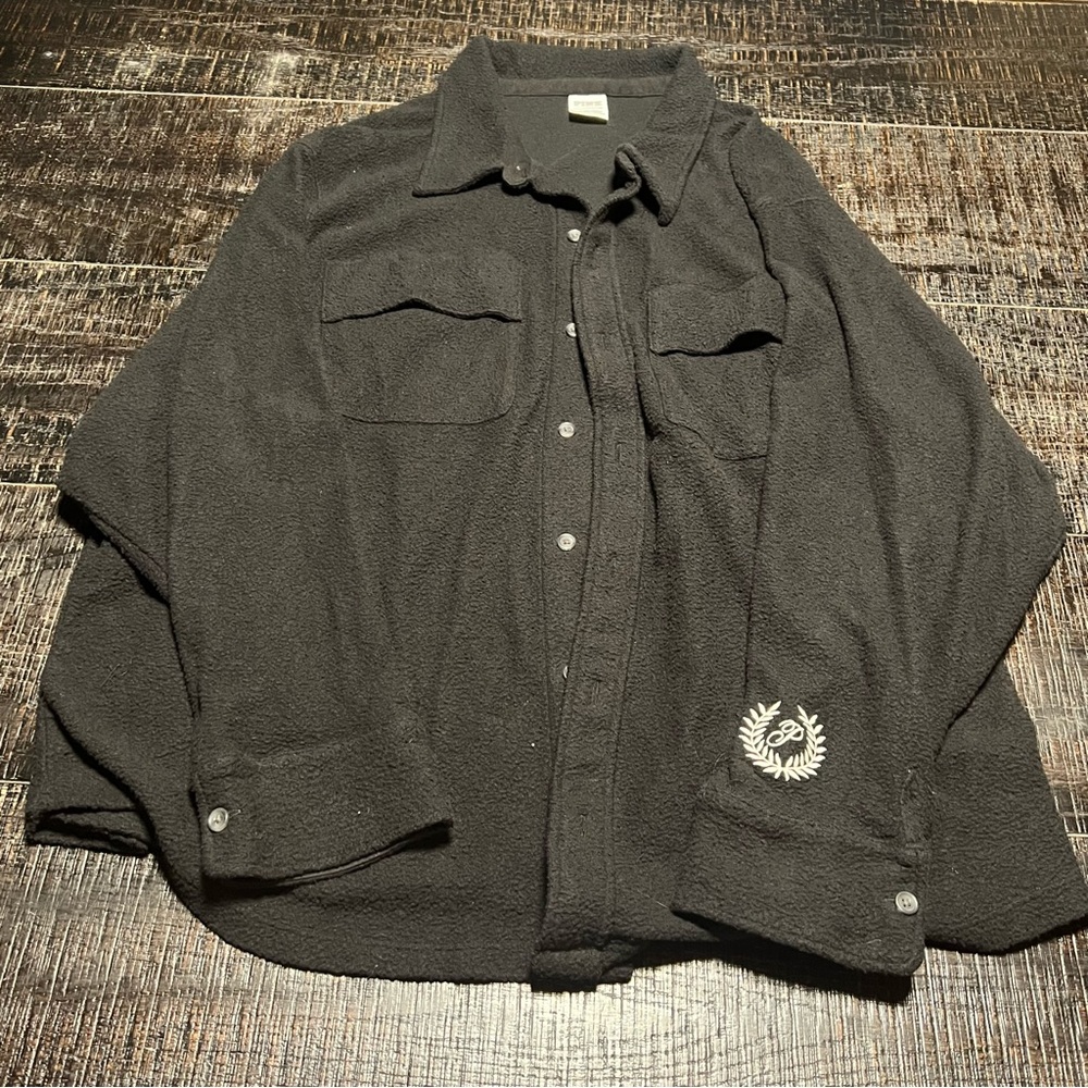 Victoria’s Secret PINK boyfriend button down shacket shirt.
